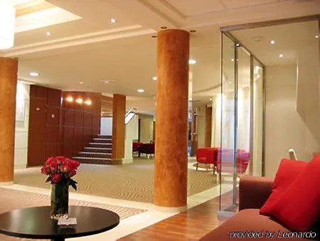 Hotel Le Pre Carre 4*