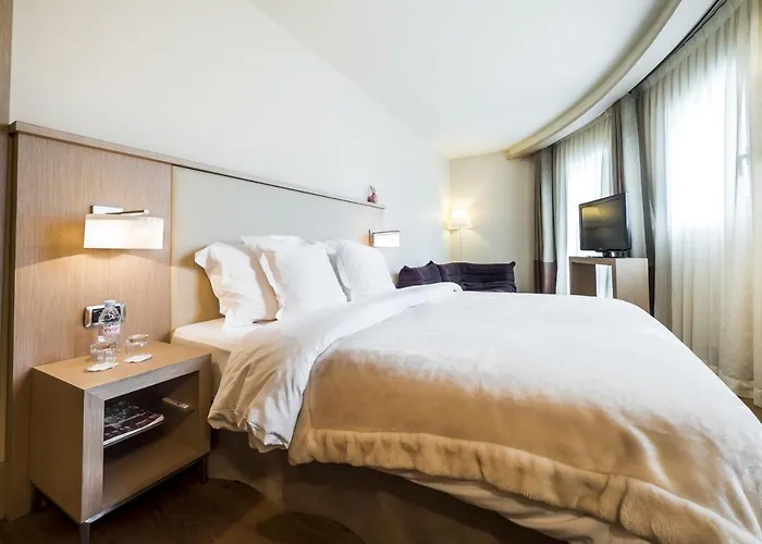 Hotel Le Pré Carré 4*